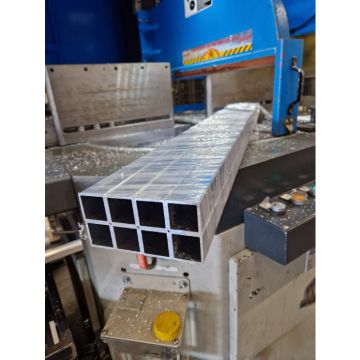 Kokerprofiel (koopje) 30 x 30 x 2mm RADIUS